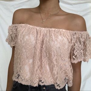 OFF THE SHOULDER LACE TOP